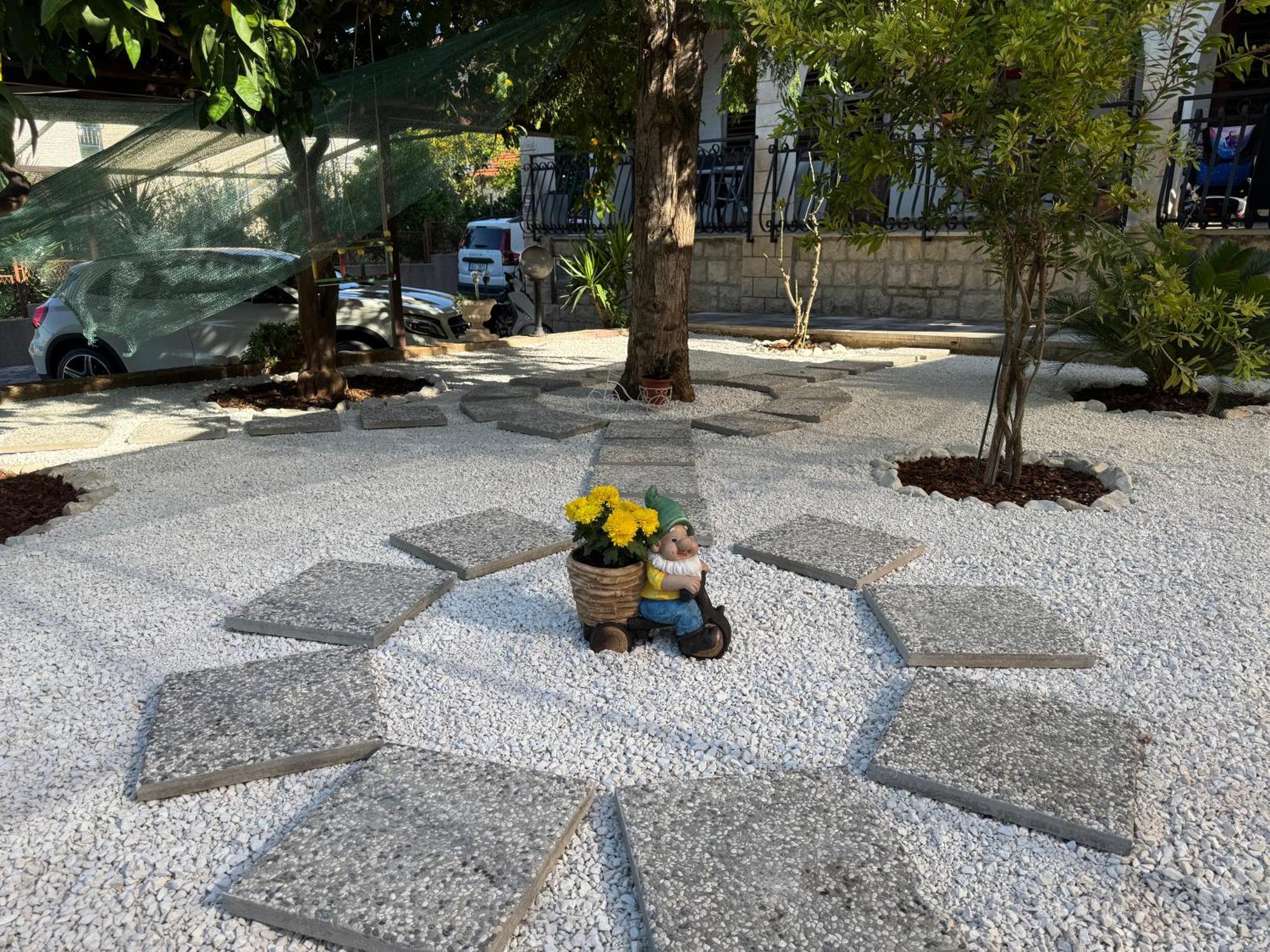 Apartments Villa Mirella 20 M From The Sea - Free Parking Τρογκίρ Εξωτερικό φωτογραφία
